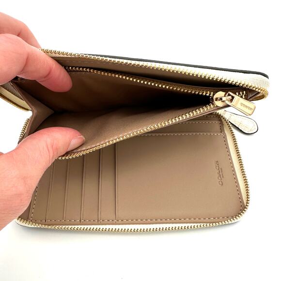 Coach Medium Id Zip Wallet in Lizard-embossed Black & White Leather CS591 - Picture 5 of 7